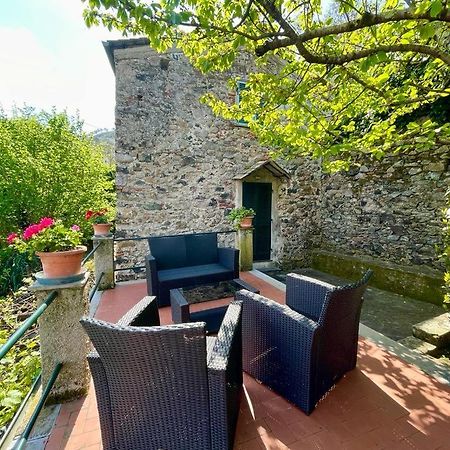 Lobster Cottage Apartment Леванто Екстер'єр фото